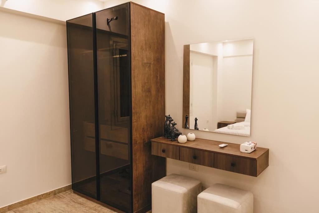 Apartment Signature Breezy Modern