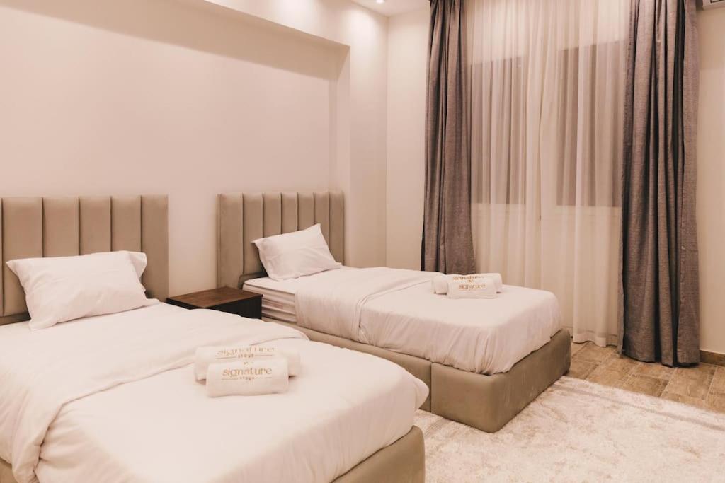 Signature Breezy Modern Cairo